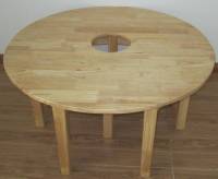 Bàn tròn chân gỗ