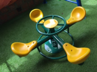 Bập bênh bốn chổ